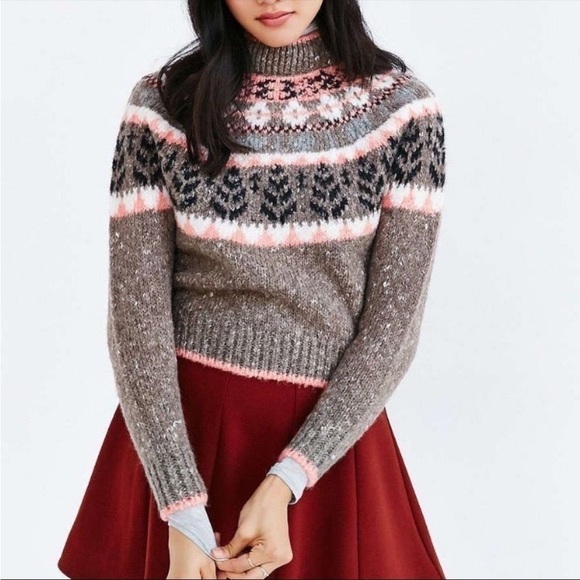 Urban outfitters sweater - Picture 2 of 7